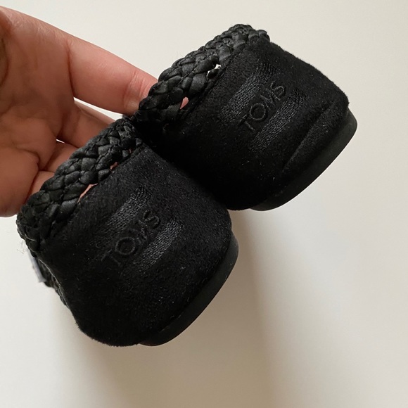 TOMS - Picture 7 of 8